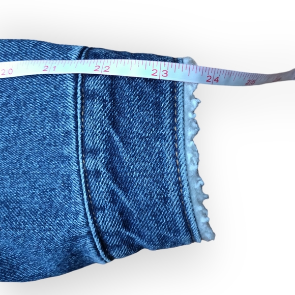 Denim Jacket with Sherpa Lining from Time and Tru Women's Size Small - Picture 7 of 10